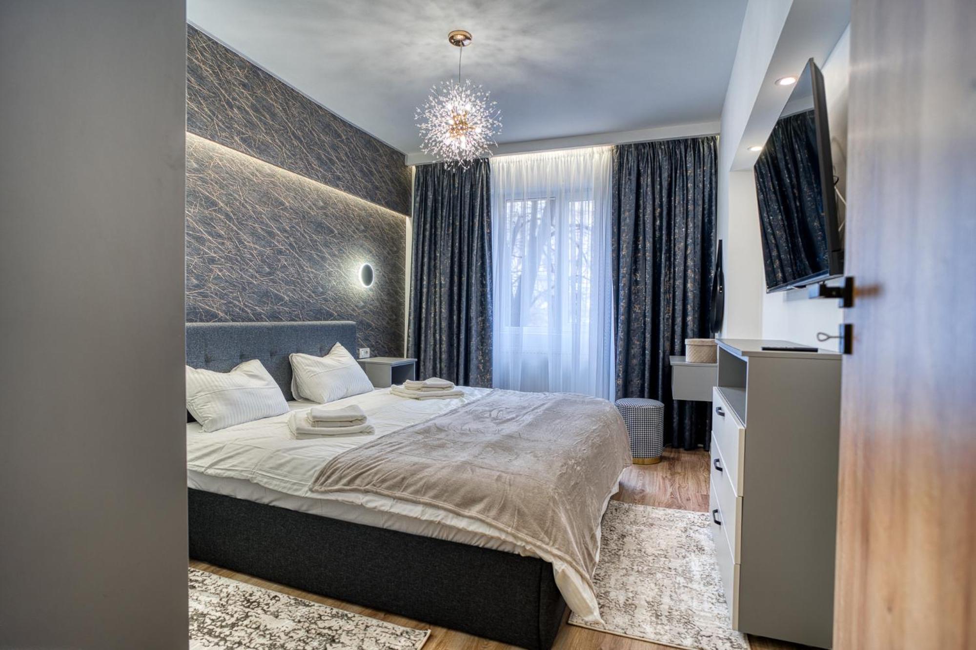 City Chic Retreat: Newly Renovated 1Br Apartment Bucarest Esterno foto